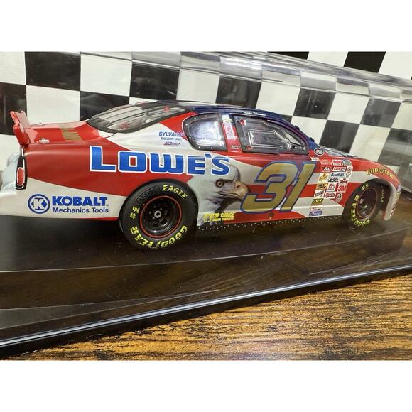 Revell Collectors NASCAR #31 Mike Skinner ARMY Chevy Monte Carlo Diecast 1:24 - Picture 9 of 12